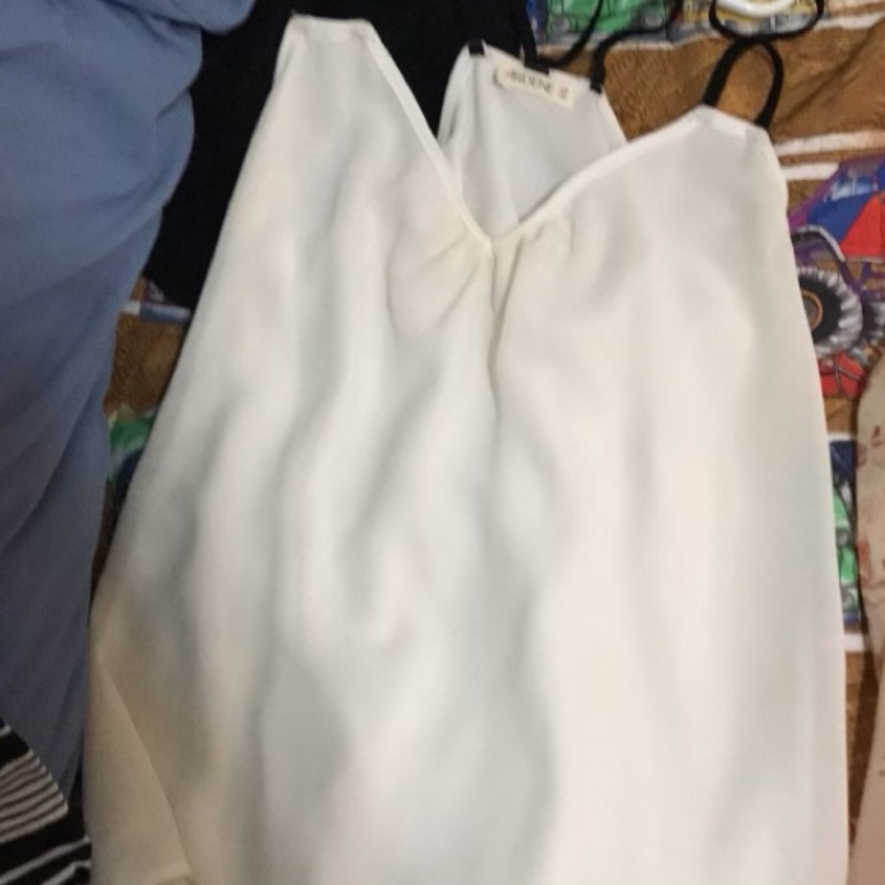 Tank top lot